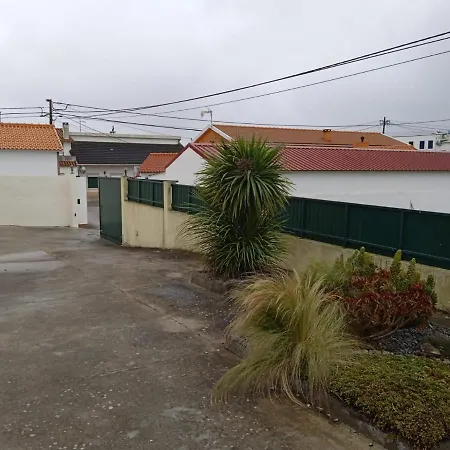 Alcoa House Pensión *