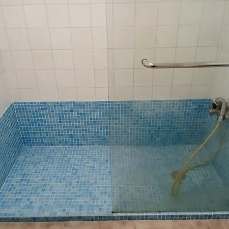 Alcoa House Pensión *